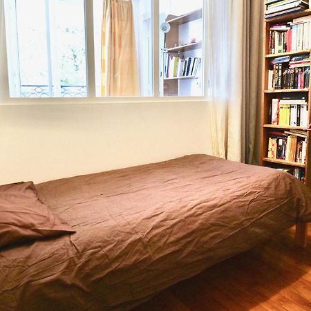 Appartement De Charme De 60 M2 Entre Montmartre Et Batignolles Parigi Esterno foto