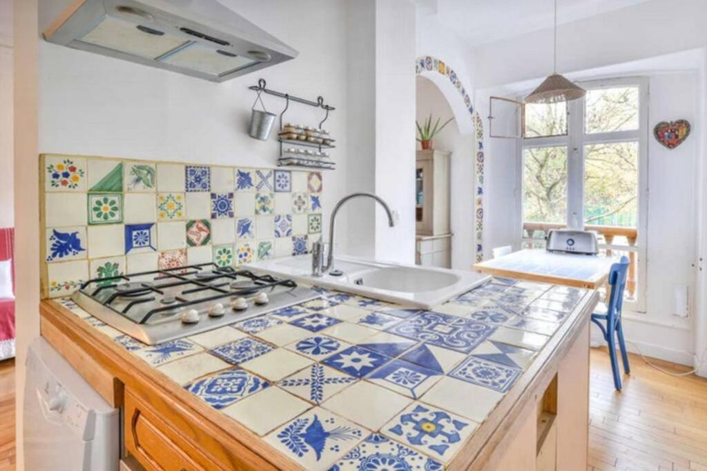 Appartement De Charme De 60 M2 Entre Montmartre Et Batignolles Parigi Esterno foto